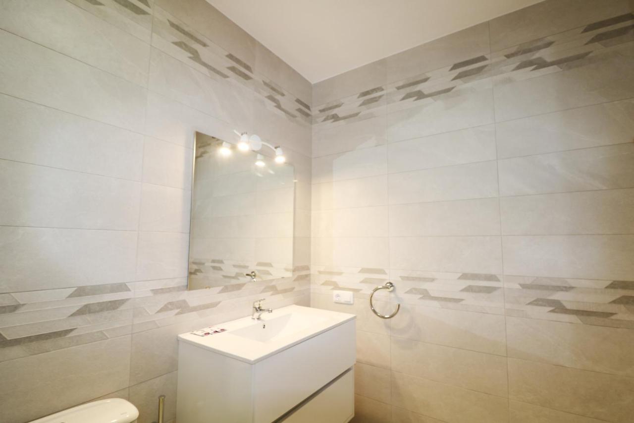Villa Las Marinas - 4, Con Piscina Privada Y A 5 Minutos De La Playa Arenal d'en Castell Kültér fotó